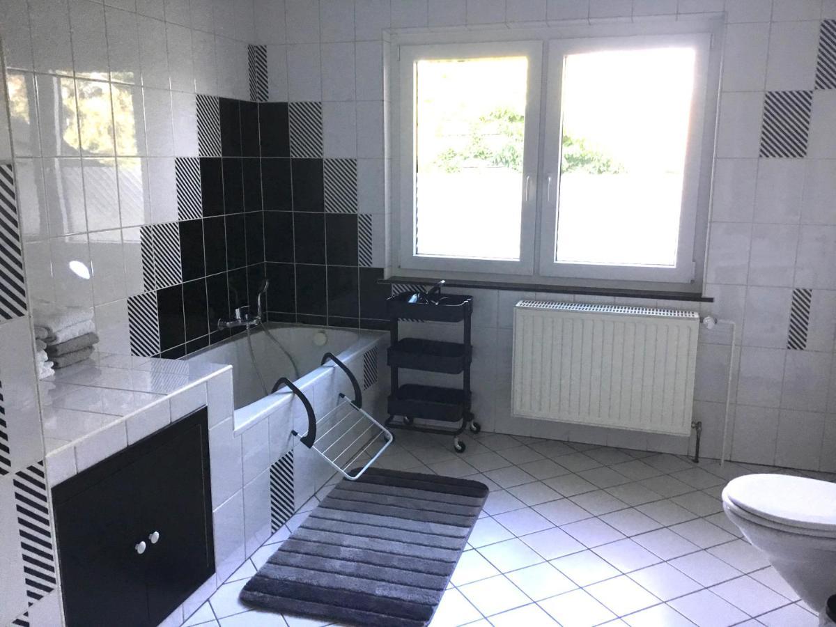 Holiday Apartment 4You Бутгенбах Екстериор снимка