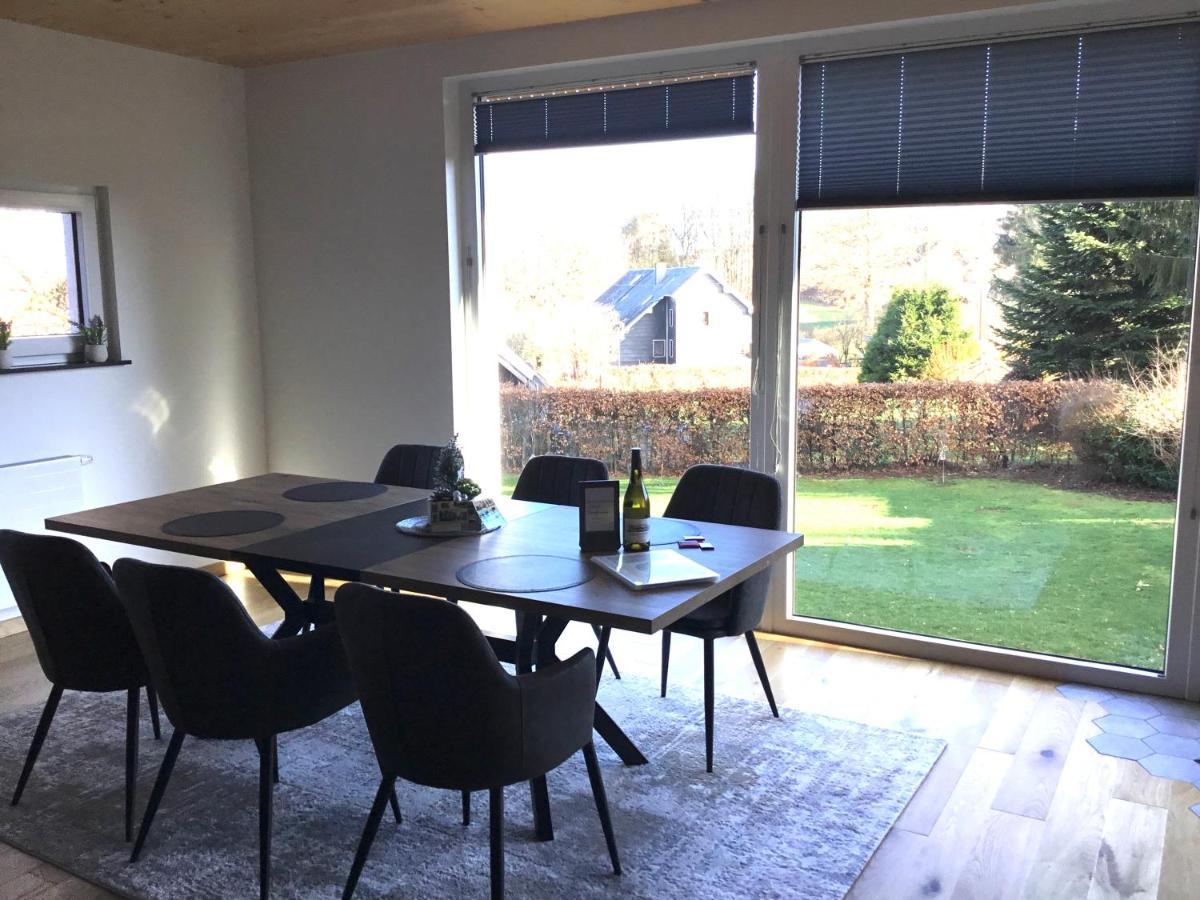 Holiday Apartment 4You Бутгенбах Екстериор снимка